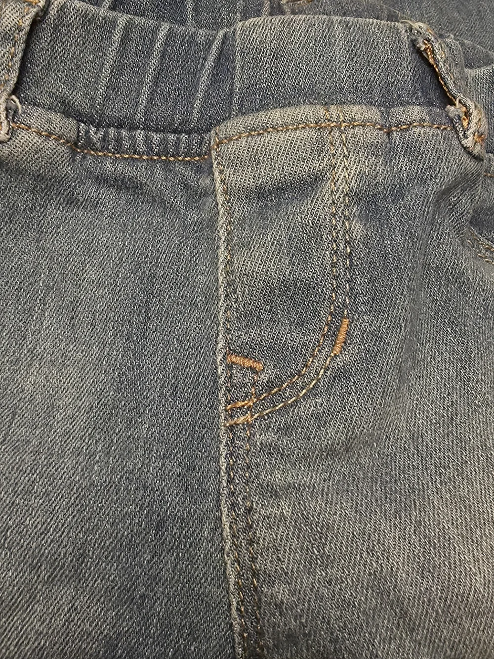 GAP Girls 3T Two-Tone Blue Denim Jeans with Heart Patch